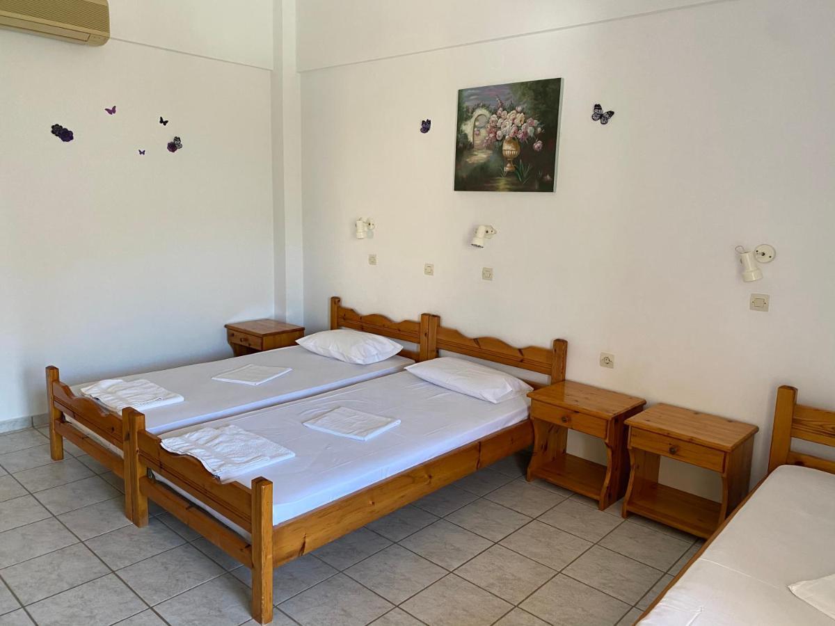 Eolia Beachfront Studios Плакиас Екстериор снимка