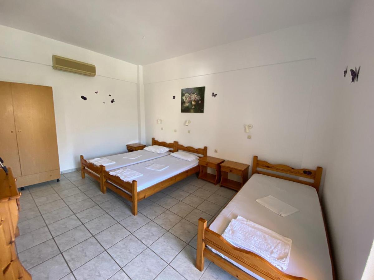 Eolia Beachfront Studios Плакиас Екстериор снимка