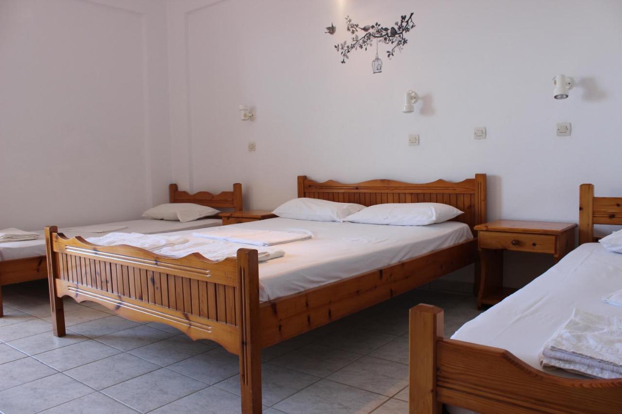 Eolia Beachfront Studios Плакиас Екстериор снимка